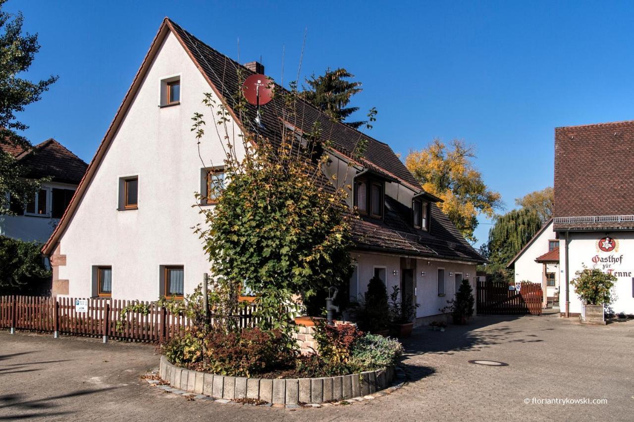 Uebernachten In Der Tenne Nuremberg Exterior photo